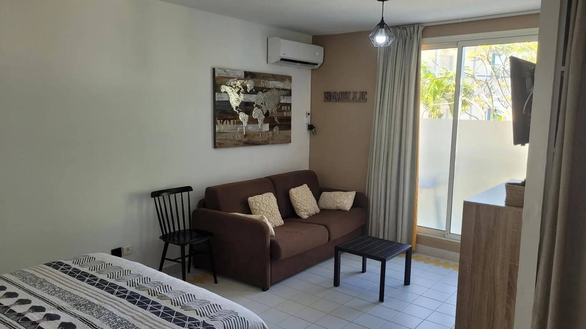 Apartment Studio Le Titoune Acces Plage St-Francois Avec Reservoir D'Eau Automatique Saint-Francois